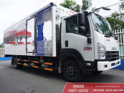 xe tải isuzu 6.5 tấn thùng kín frr 650