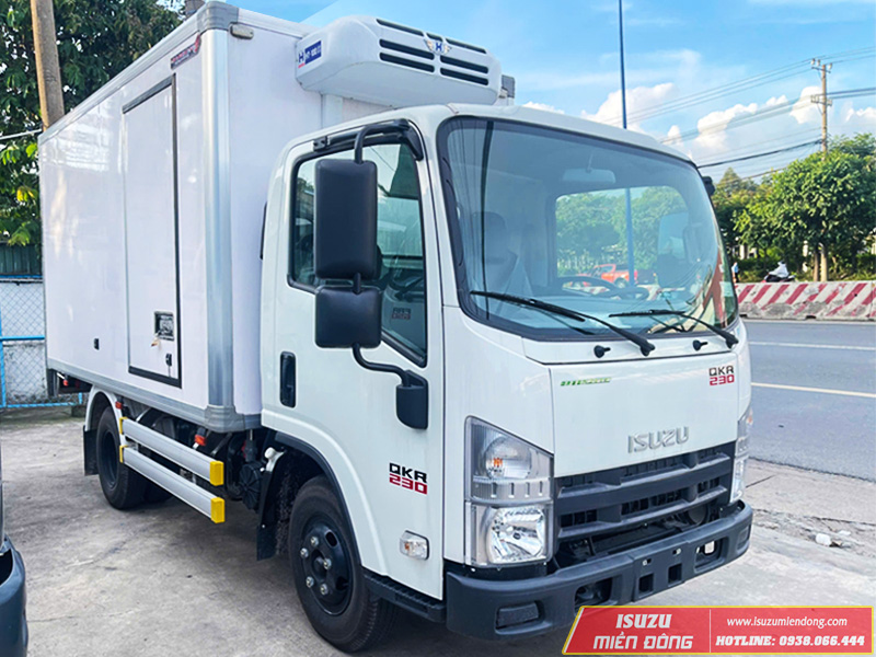 xe đông lạnh isuzu qkr 230