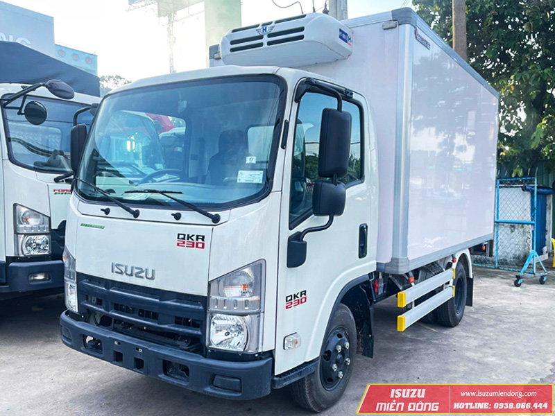 xe đông lạnh isuzu qkr 230