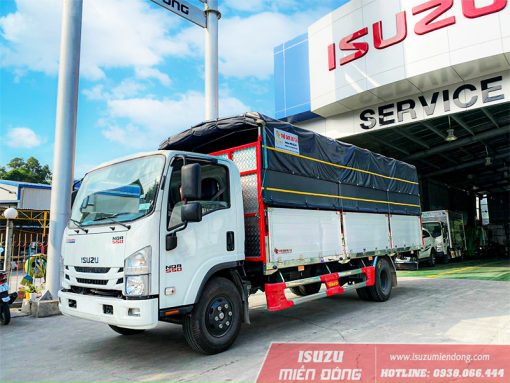 Xe tải Isuzu NQR 550 5 tấn thùng bửng nhôm