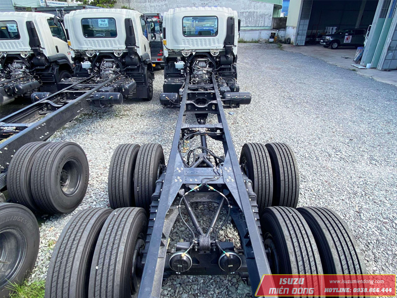 Xe tải Isuzu FVM 1500 15 tấn