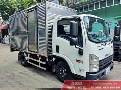 Xe tải Isuzu QKR 230 2t4 thùng kín