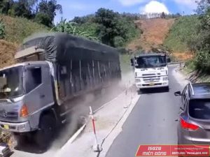 Khi xe tải mất phanh