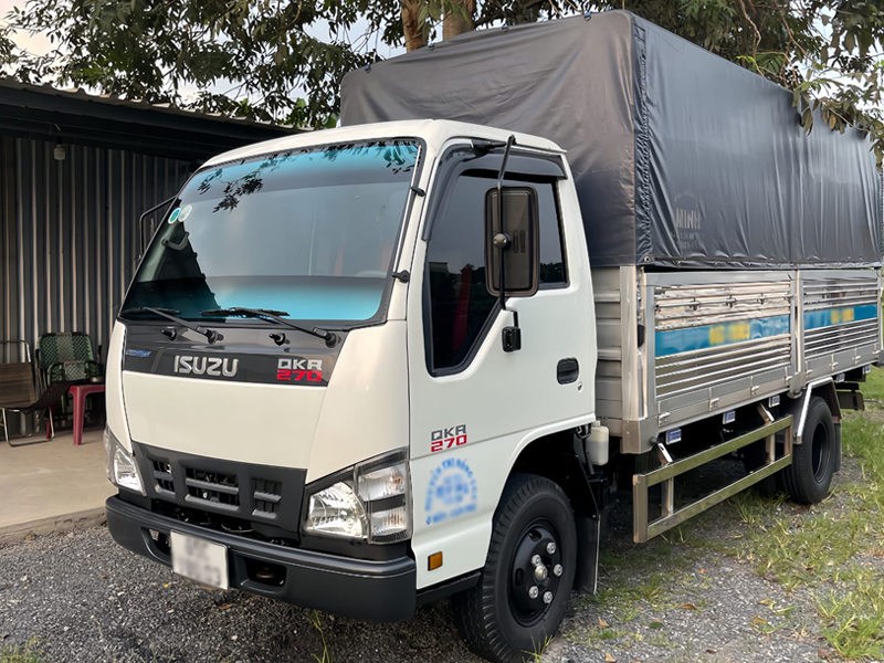 Xe tải Isuzu 2.5 tấn cũ đời 2019
