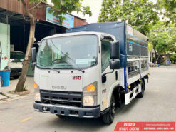 Xe Tải Isuzu QMR77HE5 2T8 Thùng Mui Bạt