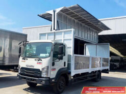 Xe Tải Isuzu FRR650 6 Tấn Thùng Kín Cánh Dơi