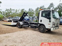 Xe cứu hộ sàn trượt Isuzu NPR 400 2T49 chở ô tô