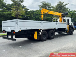Xe Tải Isuzu 15 Tấn Gắn Cẩu Soosan SCS746L 8 Tấn 6 Khúc