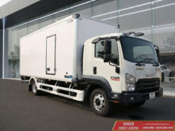 Giá xe tải Isuzu FSR700 7 tấn thùng bảo ôn